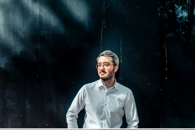 Javier Carbonell, politólogo: “Pronto hablaremos de las cuotas para hombres en la universidad”